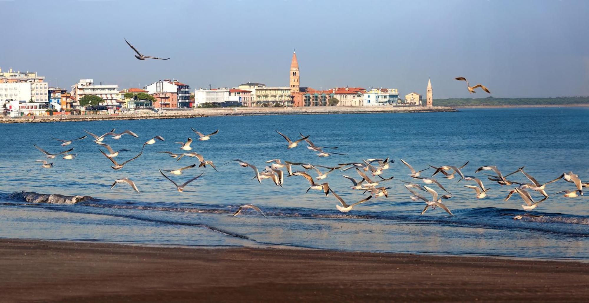 Ferrari Apartments Levante Caorle Dış mekan fotoğraf